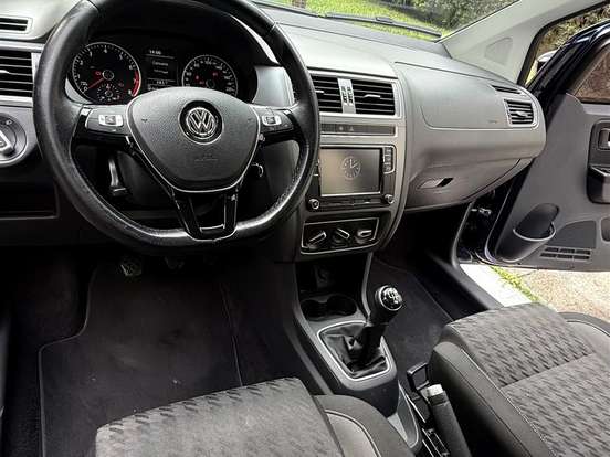 VOLKSWAGEN-FOX-1.6 MSI COMFORTLINE 8V FLEX 4P MANUAL VOLKSWAGEN-FOX-2017