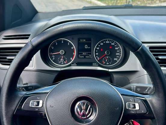 VOLKSWAGEN-FOX-1.6 MSI TOTAL FLEX XTREME 4P MANUAL VOLKSWAGEN-FOX-2019