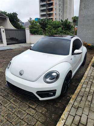 VOLKSWAGEN-FUSCA-2014