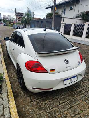 VOLKSWAGEN-FUSCA-2014