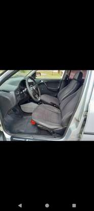 VOLKSWAGEN-GOL-2004