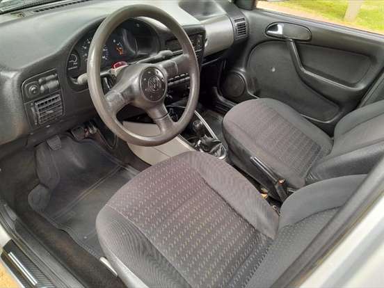VOLKSWAGEN-GOL-1.0 MI 8V ÁLCOOL 4P MANUAL G.III VOLKSWAGEN-GOL-2004