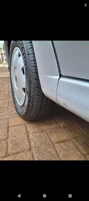 VOLKSWAGEN-GOL-2004