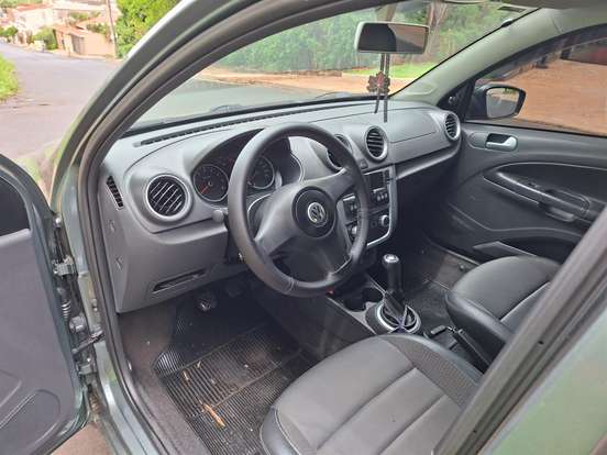 VOLKSWAGEN-GOL-2012