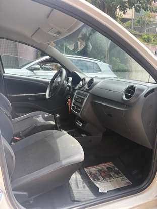 VOLKSWAGEN-GOL-2014