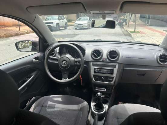 VOLKSWAGEN-GOL-2014