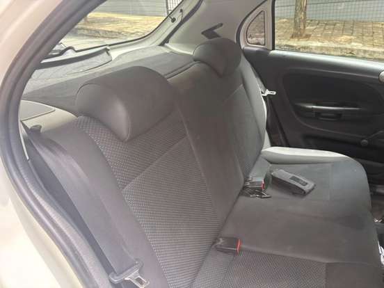 VOLKSWAGEN-GOL-2014