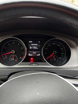 VOLKSWAGEN-GOLF-2014