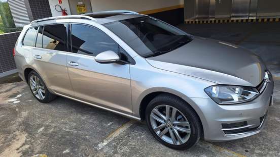 VOLKSWAGEN-GOLF-2015