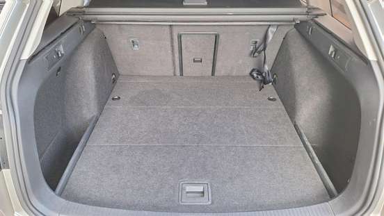 VOLKSWAGEN-GOLF-2015