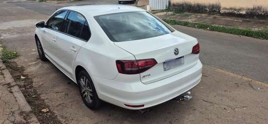 VOLKSWAGEN-JETTA-2017