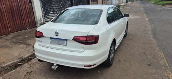 VOLKSWAGEN-JETTA-2017
