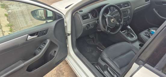VOLKSWAGEN-JETTA-2017