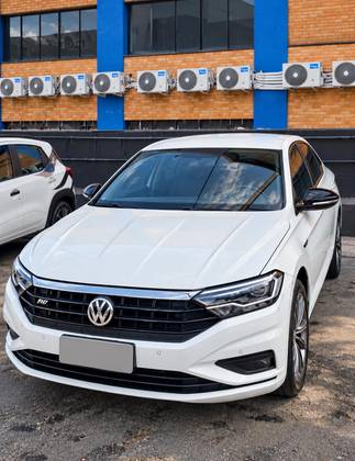 VOLKSWAGEN JETTA 1.4 250 TSI TOTAL FLEX R-LINE TIPTRONIC