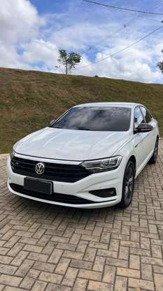 VOLKSWAGEN-JETTA-2019
