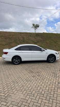 VOLKSWAGEN-JETTA-2019