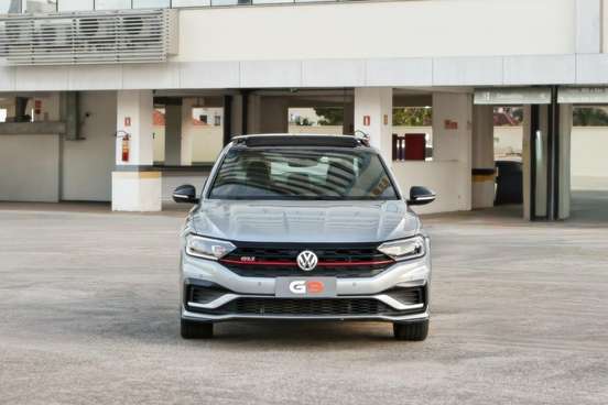 VOLKSWAGEN-JETTA-2020