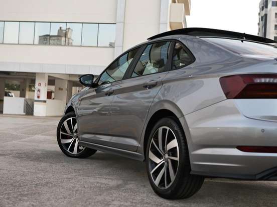 VOLKSWAGEN-JETTA-2.0 350 TSI GASOLINA GLI DSG VOLKSWAGEN-JETTA-2020
