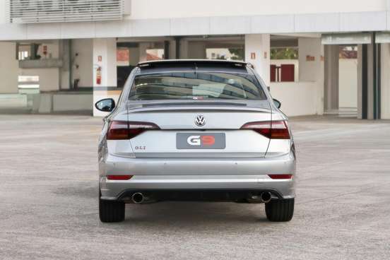 VOLKSWAGEN-JETTA-2020