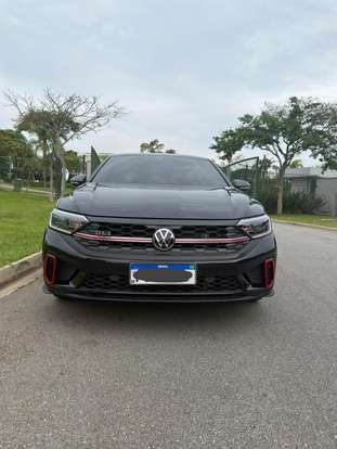 VOLKSWAGEN-JETTA-2023