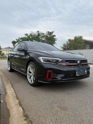 VOLKSWAGEN-JETTA-2023
