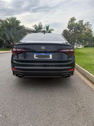 VOLKSWAGEN-JETTA-2023