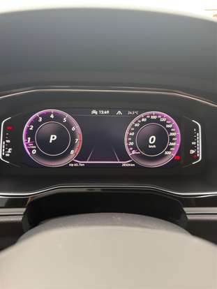 VOLKSWAGEN-JETTA-2023
