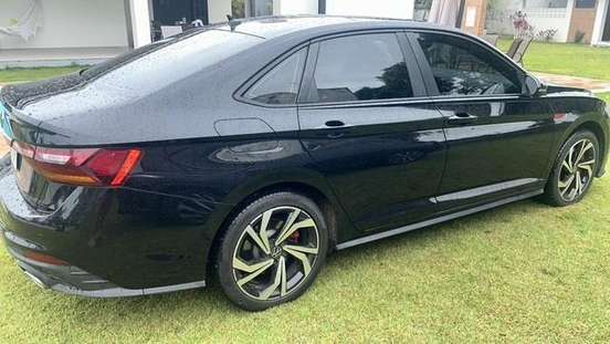 VOLKSWAGEN-JETTA-2023