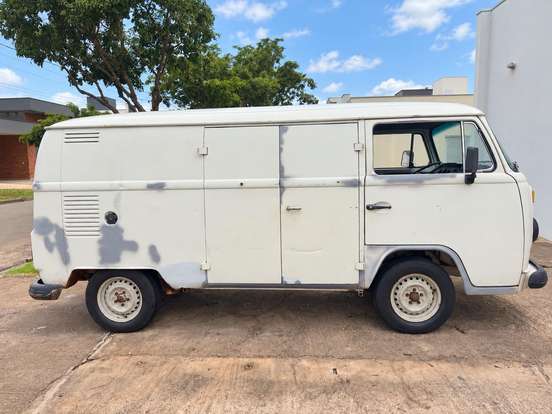 VOLKSWAGEN-KOMBI-1.6 STD 8V ÁLCOOL 3P MANUAL VOLKSWAGEN-KOMBI-1992
