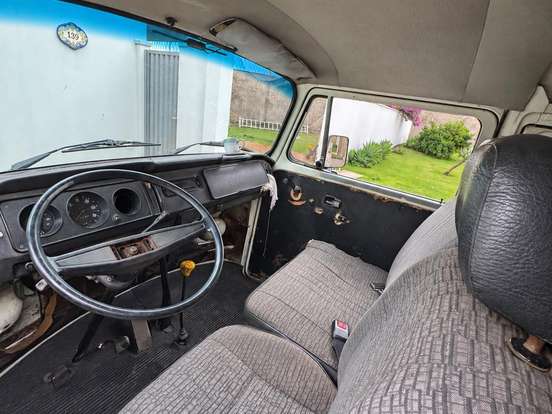 VOLKSWAGEN-KOMBI-1.6 STD 8V ÁLCOOL 3P MANUAL VOLKSWAGEN-KOMBI-1992