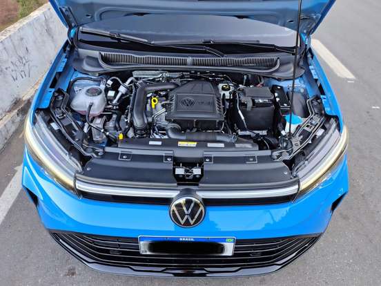 VOLKSWAGEN-NIVUS-1.0 200 TSI TOTAL FLEX HIGHLINE AUTOMÁTICO VOLKSWAGEN-NIVUS-2025
