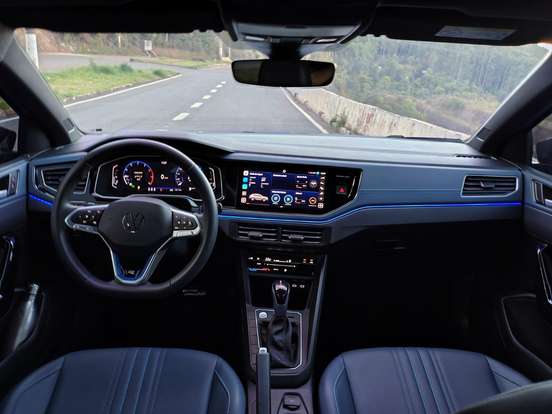 VOLKSWAGEN-NIVUS-2025