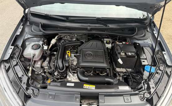 VOLKSWAGEN-NIVUS-1.0 200 TSI TOTAL FLEX HIGHLINE AUTOMÁTICO VOLKSWAGEN-NIVUS-2024