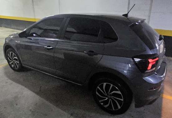 VOLKSWAGEN-POLO-2023