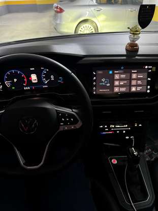 VOLKSWAGEN-POLO-2023