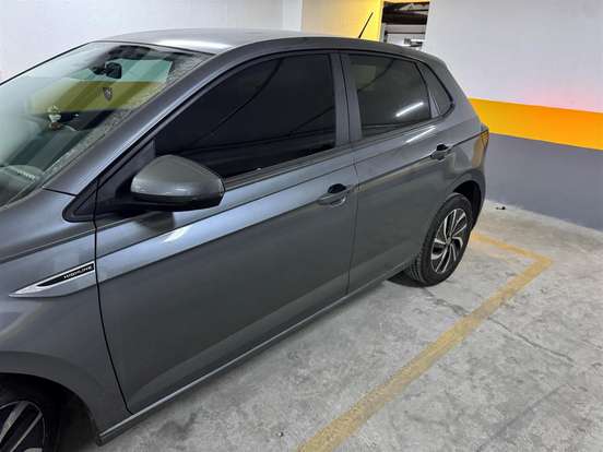 VOLKSWAGEN-POLO-2023