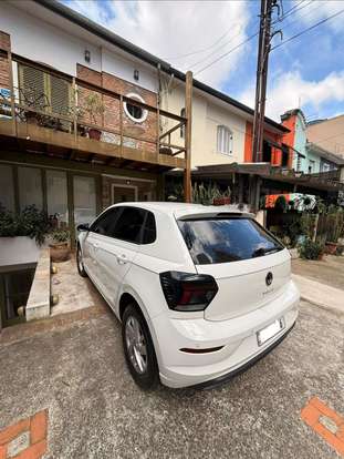 VOLKSWAGEN-POLO-2023