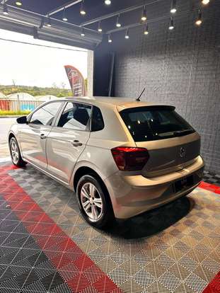 VOLKSWAGEN-POLO-2018