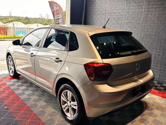 VOLKSWAGEN-POLO-1.0 MPI TOTAL FLEX MANUAL VOLKSWAGEN-POLO-2018