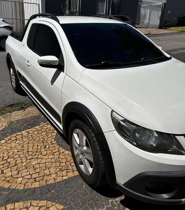 VOLKSWAGEN-SAVEIRO-2011