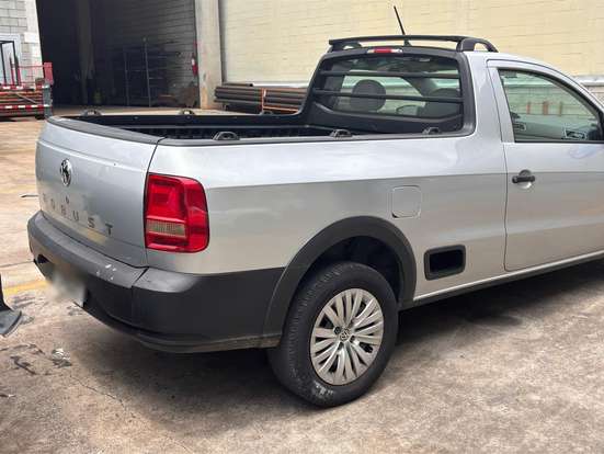VOLKSWAGEN-SAVEIRO-2021