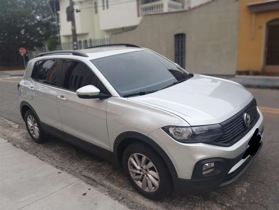 VOLKSWAGEN-T-CROSS-2020