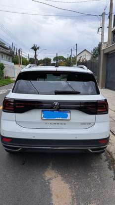 VOLKSWAGEN-T-CROSS-2023