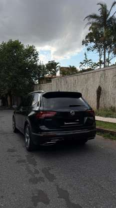 VOLKSWAGEN-TIGUAN-2020