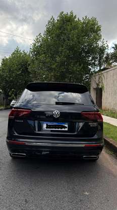 VOLKSWAGEN-TIGUAN-2020