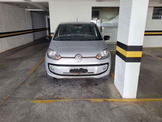 VOLKSWAGEN-UP-2016