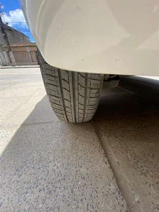 VOLKSWAGEN-UP-2015