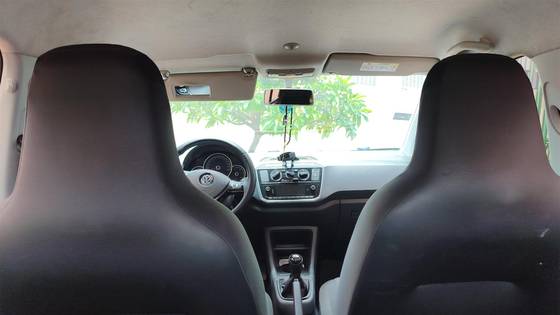 VOLKSWAGEN UP 1.0 TSI MOVE UP 12V FLEX 4P MANUAL