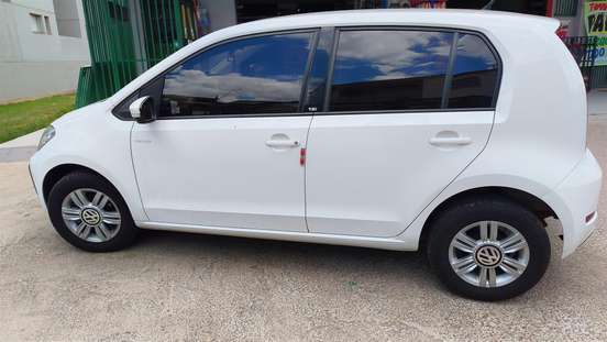 VOLKSWAGEN-UP-1.0 TSI MOVE UP 12V FLEX 4P MANUAL VOLKSWAGEN-UP-2017
