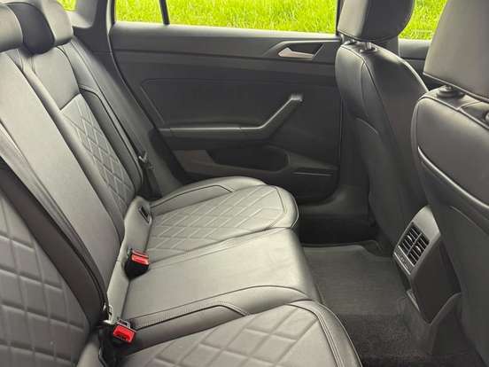 VOLKSWAGEN-VIRTUS-1.4 250 TSI EXCLUSIVE AUTOMÁTICO VOLKSWAGEN-VIRTUS-2025